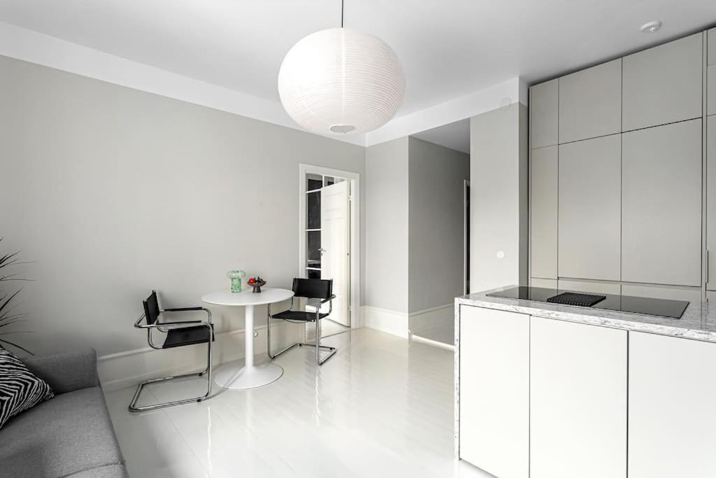 Harju 8 - Stylish - Minimalist - Location Helsinki