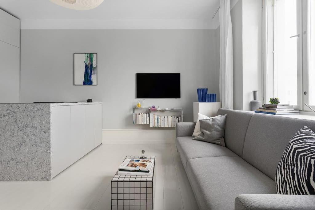 Harju 8 - Stylish - Minimalist - Location Helsinki