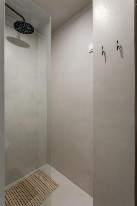 Harju 8 - Stylish - Minimalist - Location Apartment Helsinki